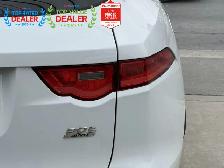 2020 Jaguar F-Pace R-SPORT | PANO | MERIDIAN | LOADED - Photo 11
