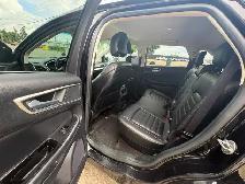 2019 Ford Edge SEL AWD - Photo 11