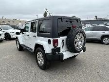 2016 Jeep Wrangler UNLIMITED SAHARA 4X4 - AUTOMATIC/NAVIGATION/H - Photo 16
