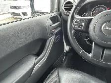 2016 Jeep Wrangler UNLIMITED SAHARA 4X4 - AUTOMATIC/NAVIGATION/H - Photo 33