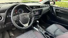 2019 Toyota Corolla LE FWD-LOW MILEAGE-BACKUP CAMERA-SUNROOF-CLE - Photo 12