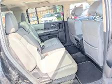 2017 Ford Flex 4dr SEL AWD | Sunroof! | Back-up cam! | 7-seater! - Photo 12