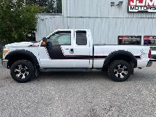 2011 Ford F-250 XL | 4WD | 6.2L V8 | DOUBLE-CAB - Photo 2