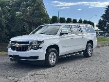 2018 Chevrolet Suburban 4x4 Automatic - Photo 4
