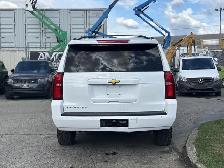 2018 Chevrolet Suburban 4x4 Automatic - Photo 9