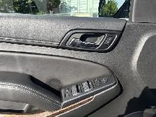 2018 Chevrolet Suburban 4x4 Automatic - Photo 12