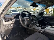 2018 Chevrolet Suburban 4x4 Automatic - Photo 15