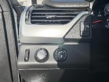 2018 Chevrolet Suburban 4x4 Automatic - Photo 22