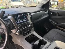 2018 Chevrolet Suburban 4x4 Automatic - Photo 23