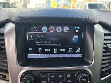 2018 Chevrolet Suburban 4x4 Automatic - Photo 24