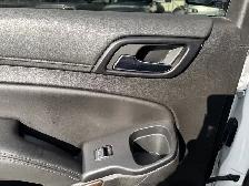 2018 Chevrolet Suburban 4x4 Automatic - Photo 32