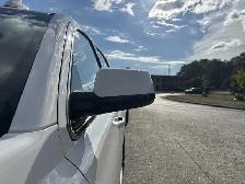 2018 Chevrolet Suburban 4x4 Automatic - Photo 61