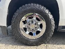 2018 Chevrolet Suburban 4x4 Automatic - Photo 68