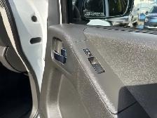 2015 Nissan Frontier 4x4 6 Foot Pickup - Photo 32