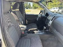 2015 Nissan Frontier 4x4 6 Foot Pickup - Photo 33