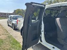 2015 Nissan Frontier 4x4 6 Foot Pickup - Photo 36