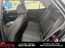 2025 Hyundai Venue SEL - Photo 9