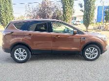 2017 Ford Escape SE - Photo 6