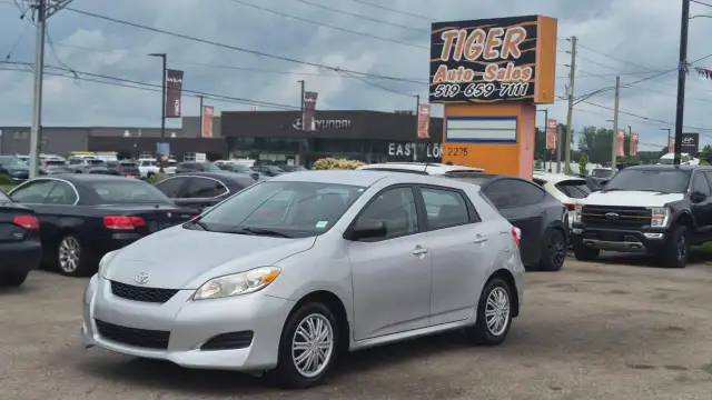 2011 Toyota Matrix HATCHBACK, 4 CYL, AUTO, 2 SETS TIRES, CERTIFI