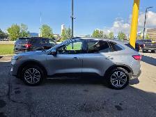 2021 Ford Escape Escape AWD Comfortable,tech-forward - Photo 9