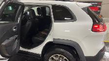 2019 Jeep Cherokee - Photo 11
