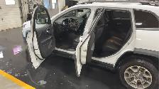 2019 Jeep Cherokee - Photo 13