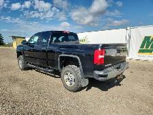 2017 GMC Sierra 2500HD - Photo 3