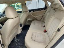 2013 Volkswagen Passat - Photo 15