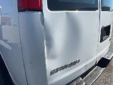 2017 GMC Savana - Photo 25