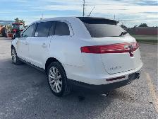 2012 Lincoln MKT - Photo 7