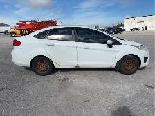2011 Ford Fiesta - Photo 4