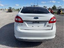 2011 Ford Fiesta - Photo 6