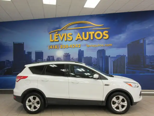 FORD ESCAPE 2015 SE ECOBOOST 117 700 KM JAMAIS ACCIDENTE TRES PR