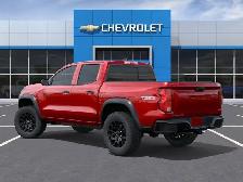 2026 Chevrolet Colorado 4WD Trail Boss Crew Cab Short Box 4-Whee - Photo 3