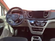 2024 Chrysler Grand Caravan SXT - Photo 15