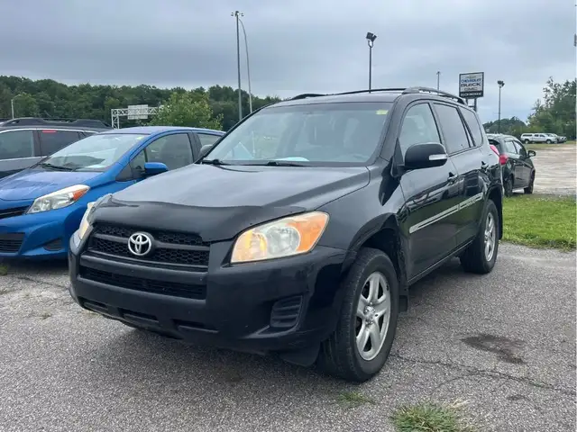 2012 Toyota RAV4 2WD 4dr I4 Base SUNROOF
