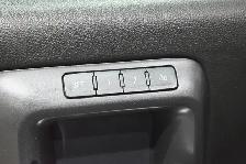 2018 GMC Sierra 3500HD Z71 Crew Cab - 4x4 - ONE OWNER - ALL TERR - Photo 29