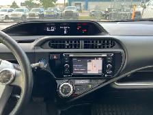 2016 Toyota Prius C Remote Start | Power Lock - Photo 15