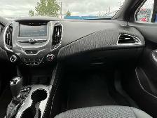 2016 Chevrolet Cruze LT | Command Start | Power Tailgate - Photo 18