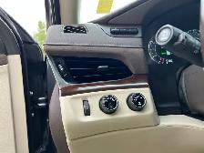 2016 Cadillac Escalade Luxury AWD 7 Passenger |Reverse Camera | - Photo 19