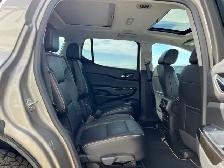 2022 GMC Acadia AT4 AWD 6 Passenger | Command Start | Power Tail - Photo 22