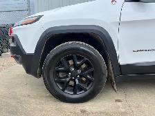 2018 Jeep Cherokee Trailhawk AWD | 2nd Set of Tires | Command St - Photo 10