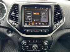 2018 Jeep Cherokee Trailhawk AWD | 2nd Set of Tires | Command St - Photo 30