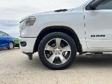 2019 Ram 1500 Sport Crew Cab 5.7L V8 | Command Start | No Accide - Photo 10