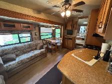 2009 KZ 285 Canadian Edition Durango Fifth Wheel - Photo 6