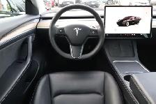 2022 Tesla Model 3 - Photo 10