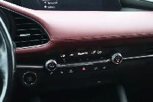 2021 Mazda MAZDA3 - Photo 16
