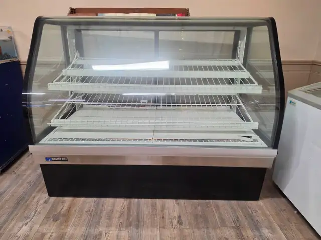 Master Bilt Display Fridge