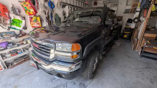GMC 2500HD BOÎTE 8 PIEDS DURAMAX 239,333KM