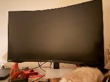 Samsung G7 Monitor (Curved Screen) for Sale in Toronto